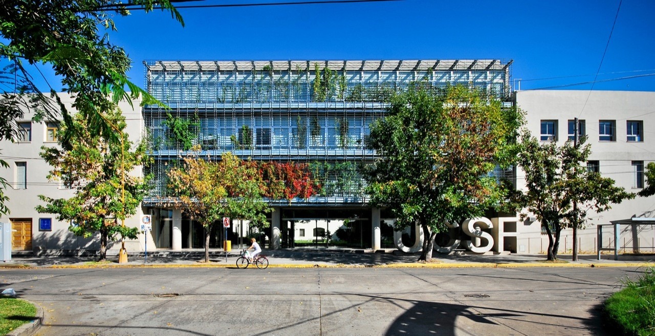 Estudia un semestre en el extranjero Estudia un semestre en el extranjero